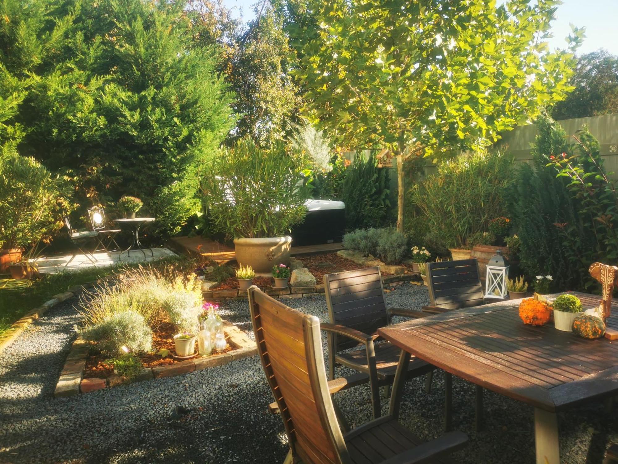 Kuria Apartman With Private Jacuzzi And Pool Budapest Exteriör bild